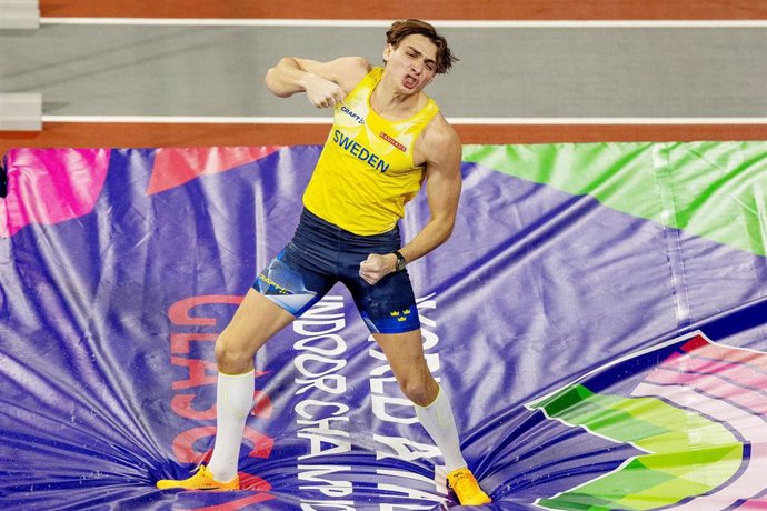 Archivo - Armand Duplantis (SWE) Gold medal, Pole Vault Men during the 2024 World Athletics Indoor Championships on 3 March 2024 at Commonwealth Arena in Glasgow, Scotland - Photo Ian Stephen / ProSportsImages / DPPI