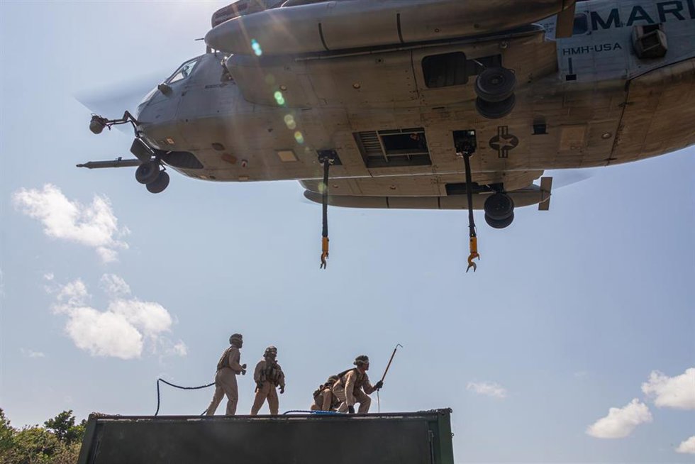 Archivo - Imagen de archivo de un helicóptero militar en Japón 