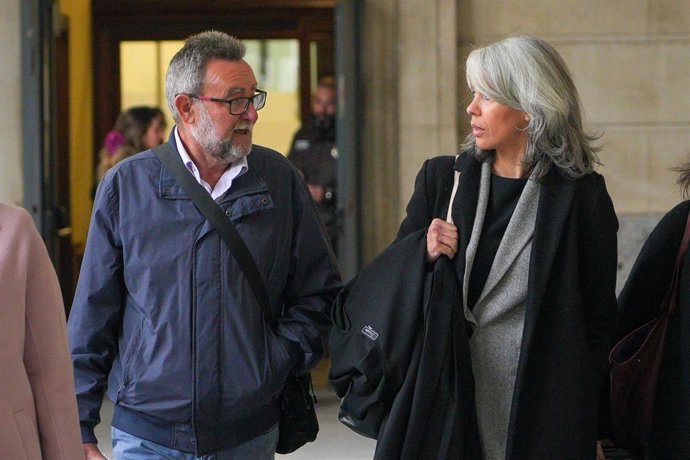 Archivo - El ex secretario general de UGT-A, Francisco Fernández Sevilla a su llegada al juicio el día del inicio de la vista