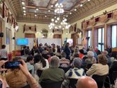 Foto: La Feria del Libro de Almería acoge la presentación del libro 'Acontece que no es poco' de Nieves Concostrina