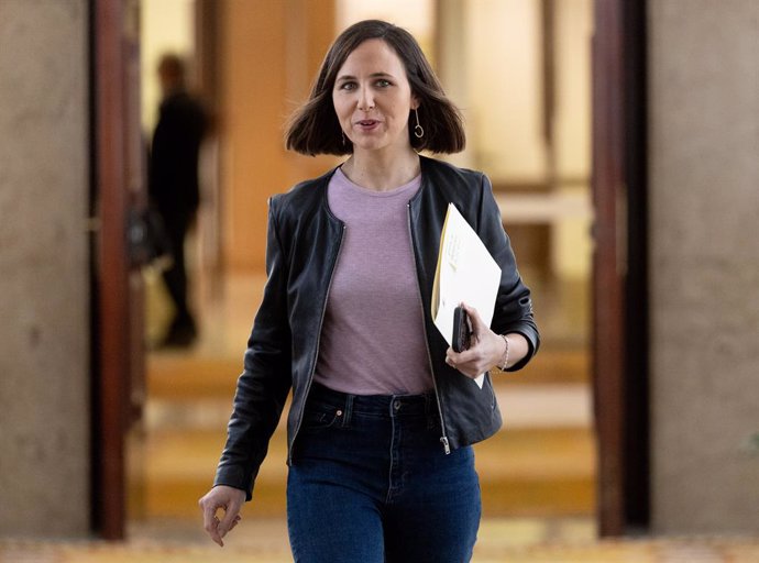 La secretaria general de Podemos, Ione Belarra, a su llegada a una reunión de Junta de Portavoces, en el Congreso de los Diputados, a 9 de abril de 2024, en Madrid (España).