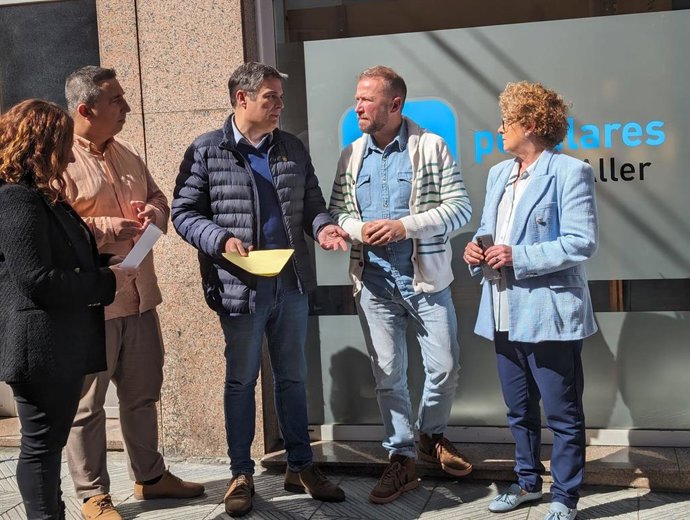 El diputado regional del PP Pedro de Rueda en Moreda de Aller.