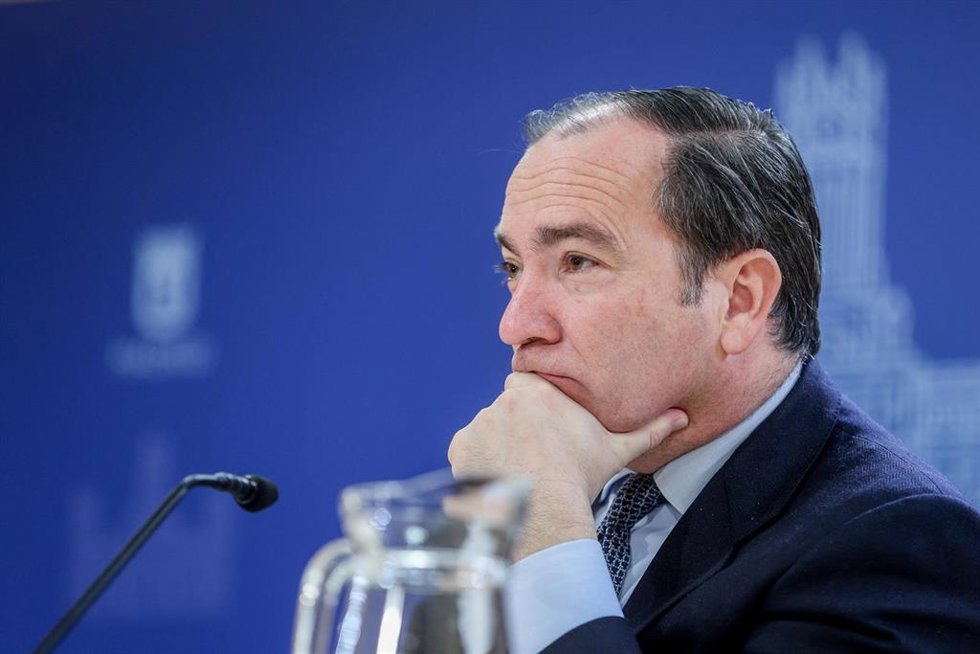 El delegado de Urbanismo, Medio Ambiente y Movilidad, Borja Carabante, durante una rueda de prensa posterior a la Junta de Gobierno 