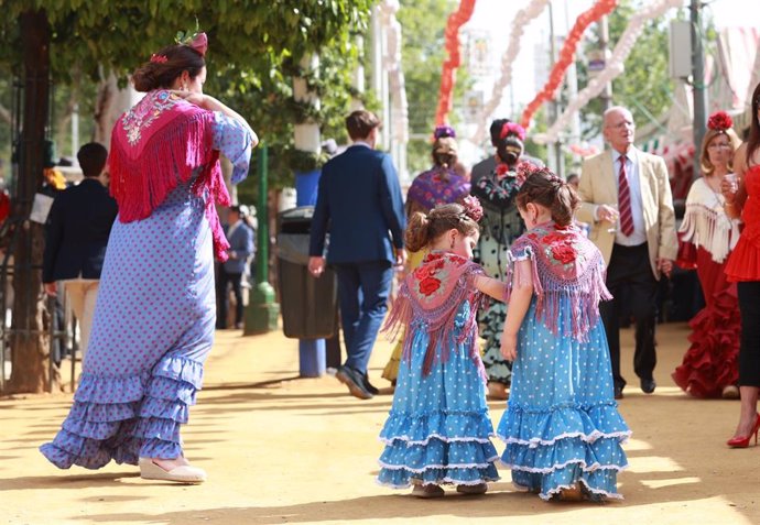 Imágenes del ambiente vivido en el Real de la Feria.