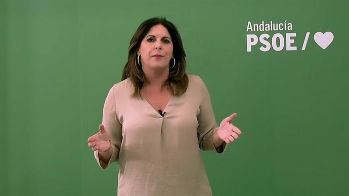 La portavoz del Grupo Socialista en el Parlamento andaluz, Ángeles Férriz.