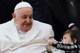 Foto: El Papa se reunirá el próximo sábado 27 abril con unos 6.000 abuelos junto a sus nietos en el Vaticano