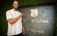 Timothey N'Guessan renueva con el Barça de balonmano hasta 2027