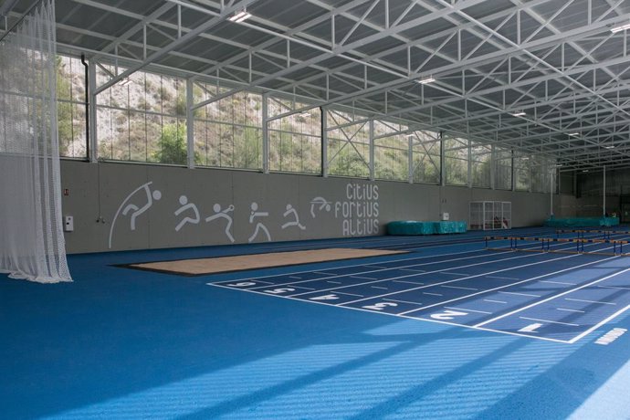 Archivo - La SDC Echavacoiz gestionará el módulo cubierto de entrenamiento de atletismo construido en sus instalaciones en 2022.