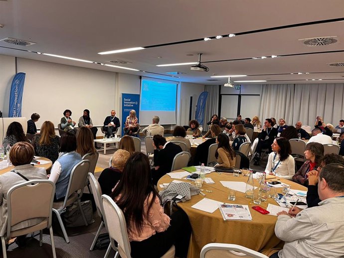 La red ALMA se reúne en Málaga para avanzar en su coordinación interna y compartir experiencias de aprendizaje de las organizaciones beneficiarias