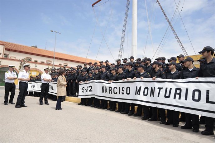 Robes va a pedir a la empresa Navantia que haga un esfuerzo especial para que el submarino avance más deprisa