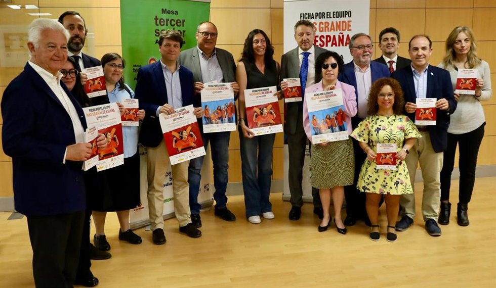 Más de dos millones de personas en Andalucía marcan la X solidaria.