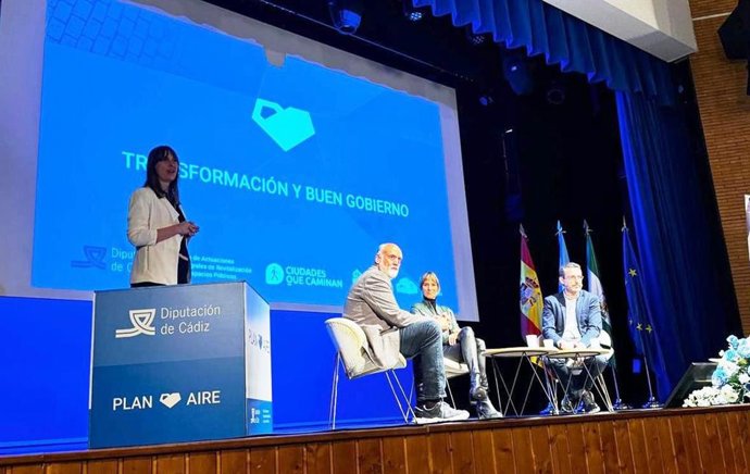 Archivo - CádizAlDía.- El curso Aire de la Diputación supera las expectativas y se inicia con 150 personas matriculadas 