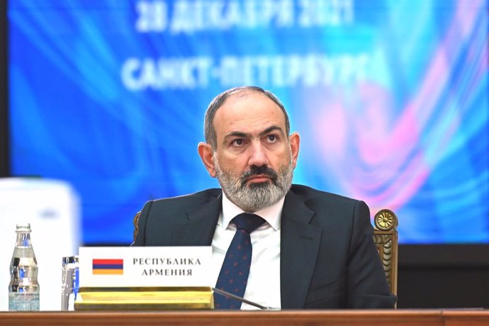 Archivo - HANDOUT - 28 December 2021, Russia, Saint Petersburg: Armenian Prime Minister Nikol Pashinyan attends a meeting between the leaders of the Commonwealth of Independent States (CIS) at the Konstantin Palace. Photo: -/Kremlin/dpa - ATTENTION: edito