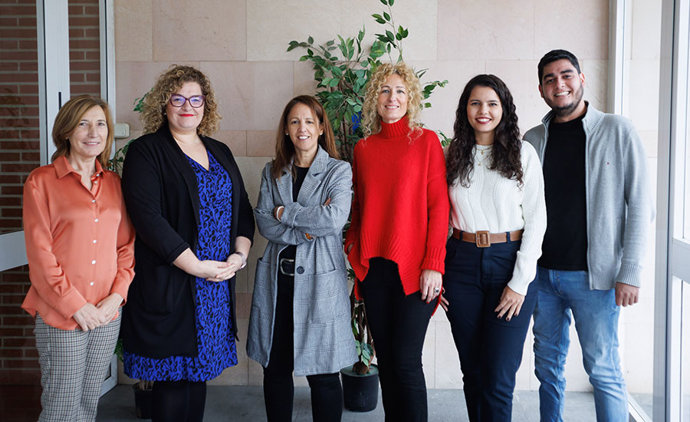 L equipo investigador, en la Facultad de Ciencias de la Salud de la UPNA