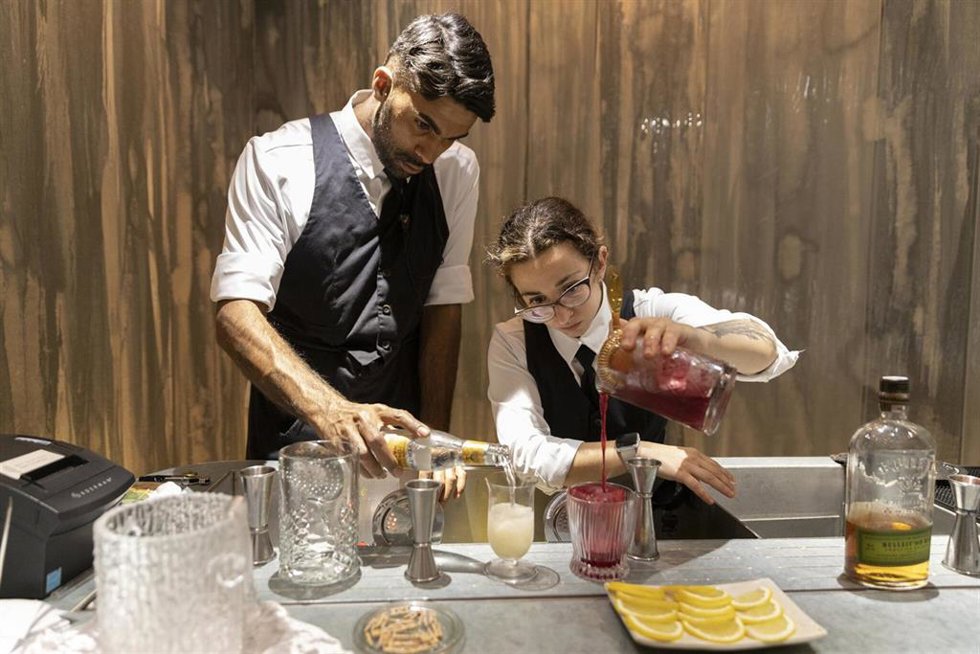 Archivo - El Ayuntamiento de Barcelona publica una guía con un centenar de bares y restaurantes de la ciudad