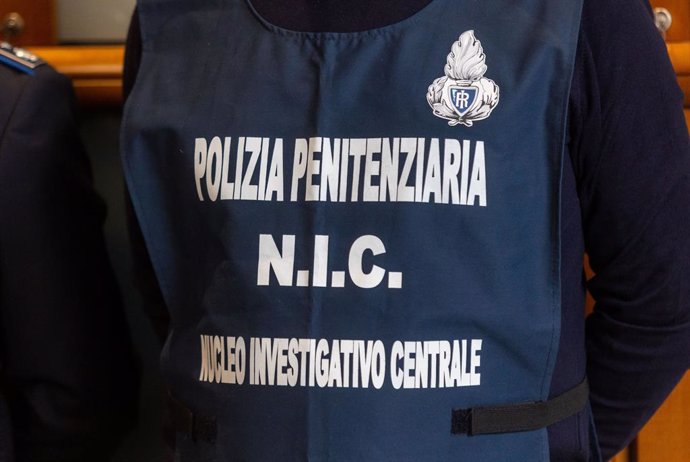 Trece guardias penitenciarios detenidos y ocho suspendidos por agresión a menores en Milán