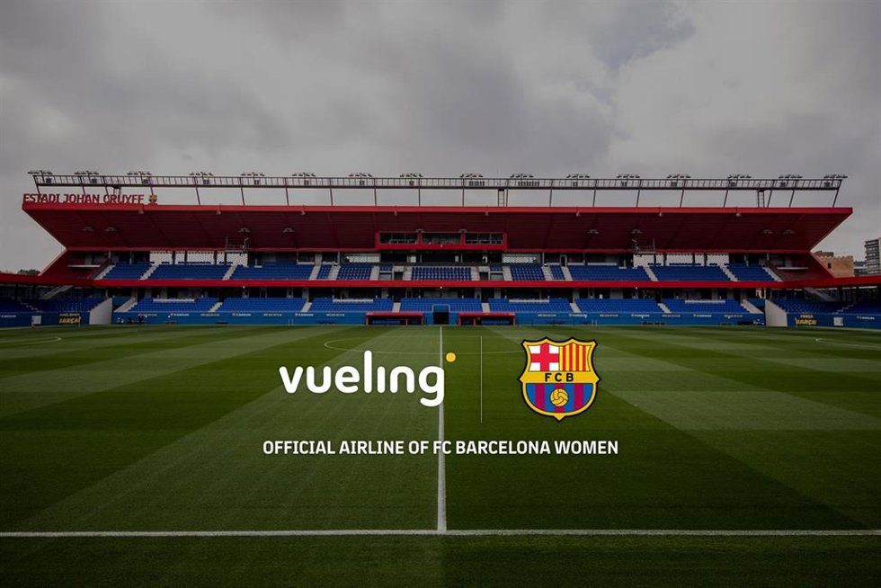 Archivo - Acuerdo de patrocinio entre Vueling y FC Barcelona que convierte a la aerolínea en servicio oficial del Bara Femení