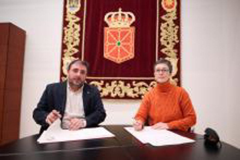Unai Hualde y Teresa Imizcoz.