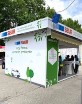 Foto: Seur se suma por segundo año a la Feria del Libro con sus entregas 100% sostenibles