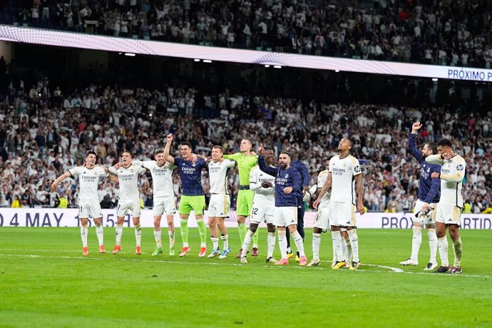 Players of Real Madrid celebrates the 3-2 victory during the Spanish League, LaLiga EA Sports, football match played between Real Madrid and FC Barcelona at Santiago Bernabeu stadium on April 21, 2024 in Madrid, Spain.