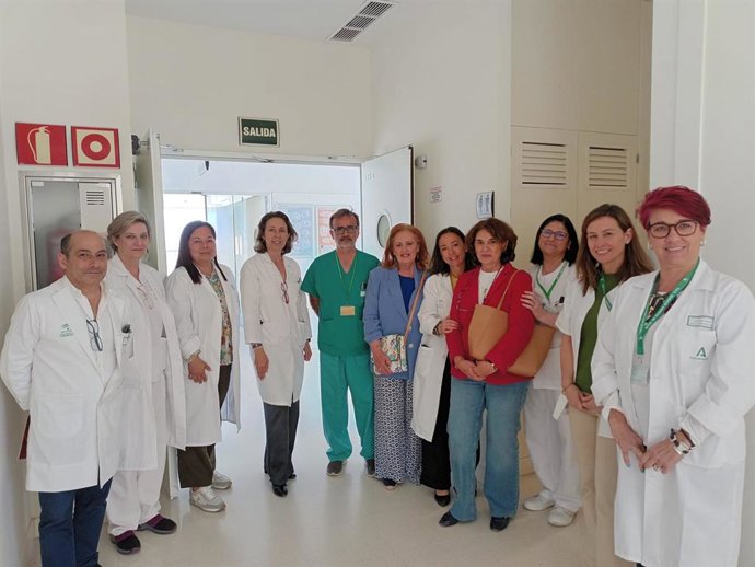 Visita asociación ostomía al Hospital de Jerez.