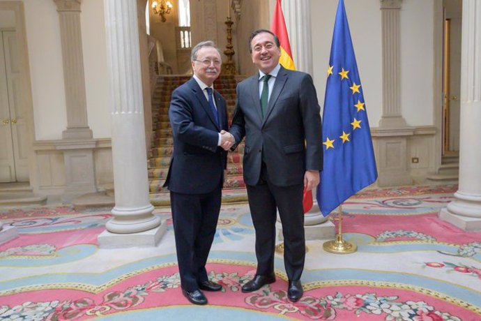El ministro de Asuntos Exteriores, Unión Europea y Cooperación, José Manuel Albares, se reúne con el presidente de Ceuta, Juan Jesús Vivas