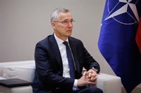 Stoltenberg muestra sus condolencias al Gobierno y la familia del militar español muerto en prácticas de la OTAN