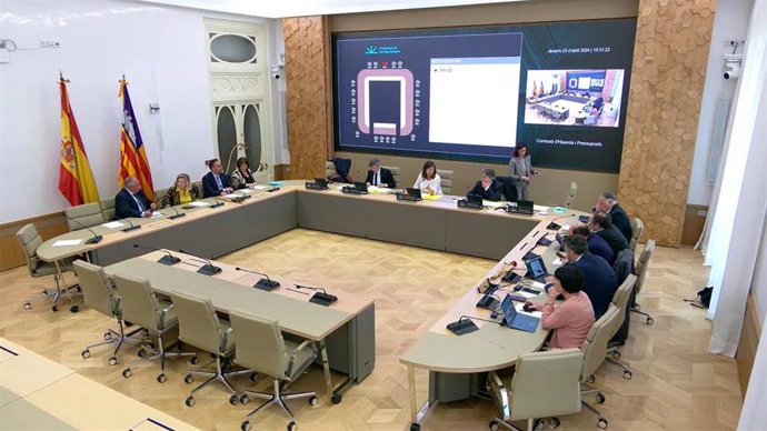 Reunión de la Comisión de Hacienda y Presupuestos donde se ha aprobado la PNL.