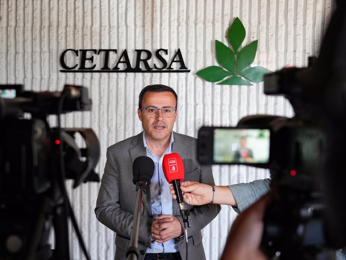 Gallardo (PSOE) rechaza el etiquetado genérico que perjudica a la  calidad  del tabaco que se produce en Extremadura