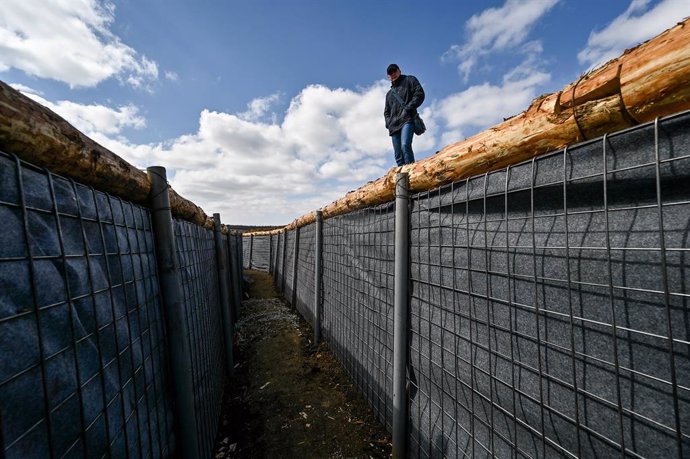 March 26, 2024, Zaporizhzhia Region, Ukraine: ZAPORIZHZHIA REGION, UKRAINE - MARCH 24, 2024 - The construction of fortifications proceeds apace as contractors, in cooperation with the military, build state-of-the-art shelters for personnel that will prote
