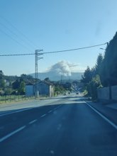 Foto: Controlado el incendio de Rois (A Coruña) tras calcinar 130 hectáreas