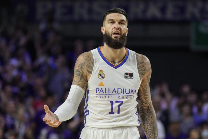 Archivo - Vicent Poirier, durante un partido del Real Madrid.