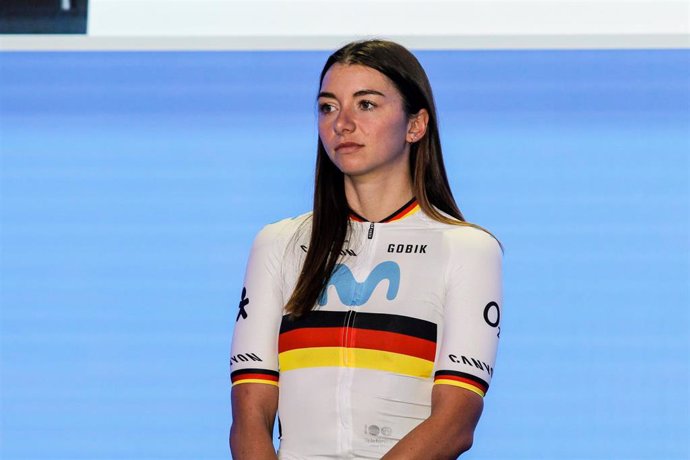 Archivo - Liane Lippert,  German ciclyst of the Movistar Team looks on during the presentation of Movistar Team for the 2024 cycling season celebrated at Movistar headquarters on December 21, 2023, in Madrid, Spain.