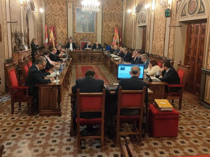 Pleno extraordinario en la Diputación de Salamanca para la aprobación de las bases de los Planes Provinciales 2024-2025