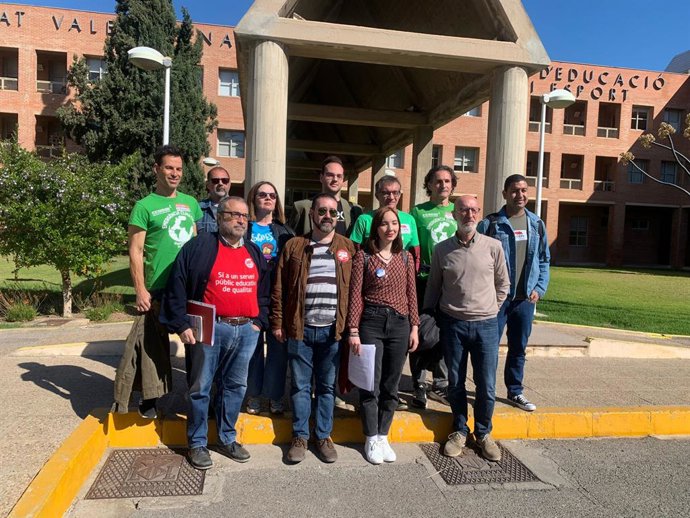 Els sindicats convoquen una vaga general d'educació el prxim 23 de maig per a paralitzar la nova llei educativa