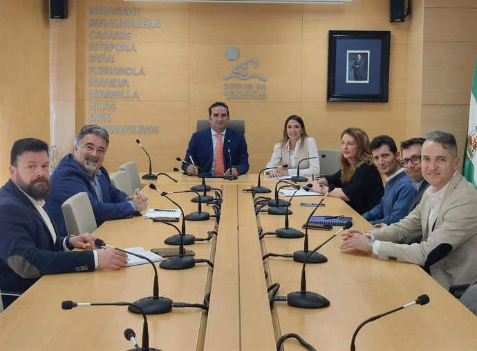 El primer paso se ha dado con una reunión entre el presidente, la delegada de Urbanismo y concejales de Turismo de varios ayuntamientos mancomunados para comenzar a impulsar el proyecto.