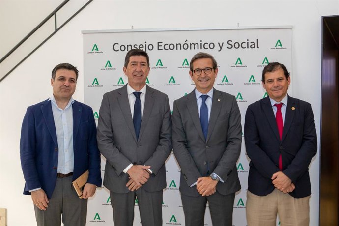 Jornada 'Oportunidades estratégicas para el sector industrial' que organiza el Consejo Económico y Social de Andalucía.