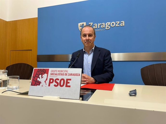 El concejal del PSOE en el Ayuntamiento de Zaragoza Chema Giral.