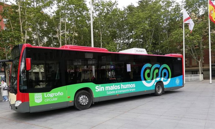 Uno de los nuevos autobuses urbanos de Logroño impulsados por GNC