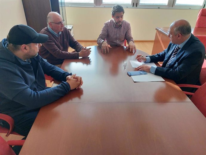 Canales, durante su reunión con investigadores del CSIC.