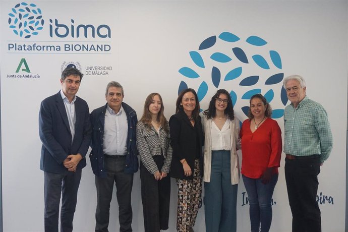 Archivo - IBIMA Plataforma BIONAND y Farmaindustria fomentan el conocimiento de la investigación biomédica en jóvenes estudiantes
