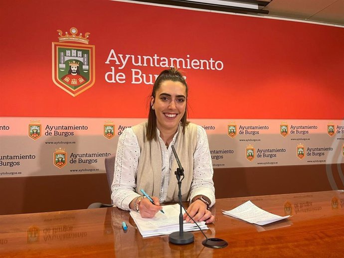 Andra Ballesteros durante la rueda de prensa.