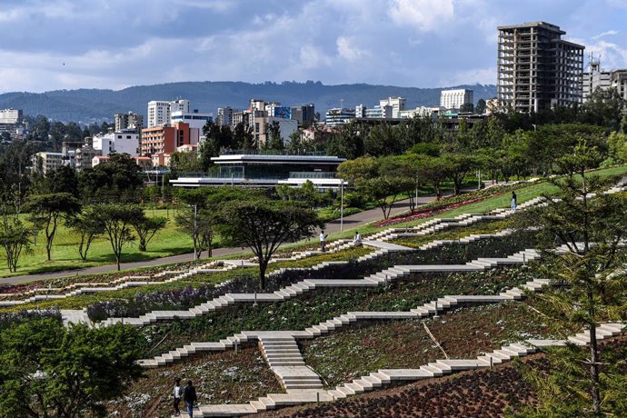 Archivo - Vista general de la plaza de la Amistad en la capital de Etiopía, Adís Abeba (archivo)