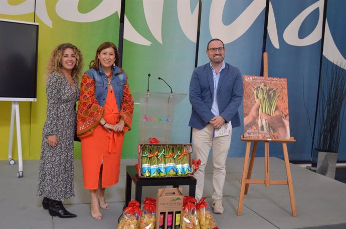 La delegada territorial de Turismo y el alcalde del municipio han puesto en valor el festejo gastrónómico que espera 4.000 visitas