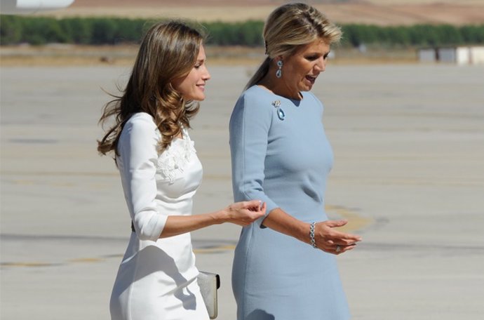 Archivo - Guillermo y Máxima de Holanda han aterrizado hoy en nuestro país y han sido recibidos por los Príncipes de Asturias en la base aérea de Torrejón a pie de pista