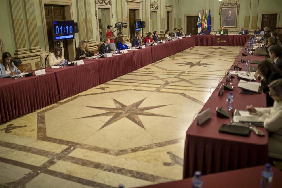 Pleno del Ayuntamiento de Huelva.