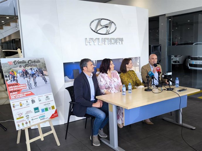 Presentación del a Vuelta a Almería.