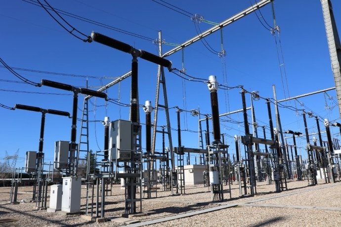 Archivo - Una subestación eléctrica.