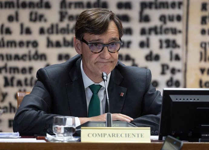 El exministro de Sanidad y líder del PSC, Salvador Illa, comparece en la Comisión de Investigación del Senado sobre el caso Koldo, a 24 de abril de 2024, en Madrid (España). 