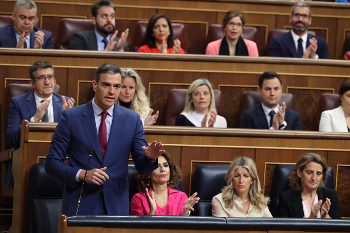 El president del Govern, Pedro Sánchez, intervé durant una sessió de control al Govern, al Congrés dels Diputats, a 24 d'abril de 2024, a Madrid (Espanya).